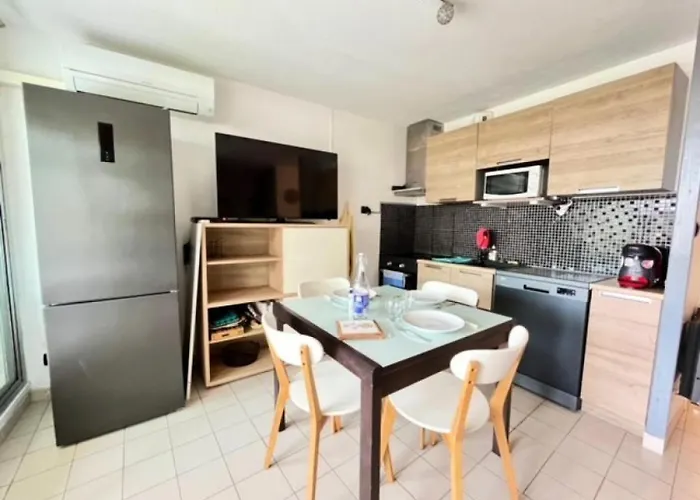 Résidence Le Beaulieu - 6 Couchages à Port Camargue Mae-5351 Apartamento